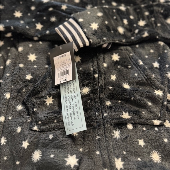 Art Class Starry Black and White Fleece Onesie Size 4/5 Toddler, NWT - Picture 9 of 12